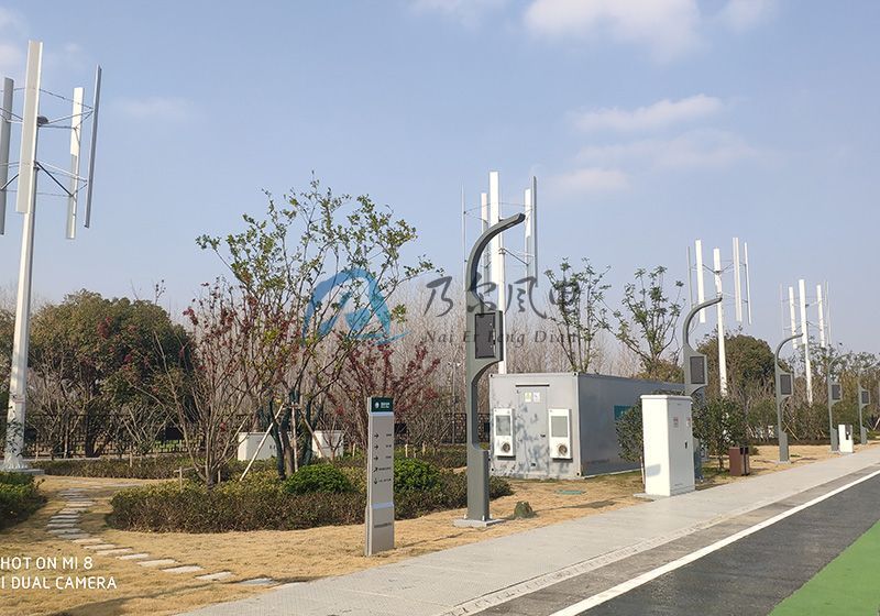 水平軸與垂直軸風力發電機全面對比，選型不踩坑